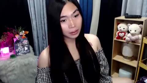 Mikka online show from 05/04/26, 05:42