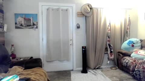 Snapshot of queenofheartsfaerah chatting on 02/05/25, 05:20 QueenOfHearts online show from 02/05/25, 05:20