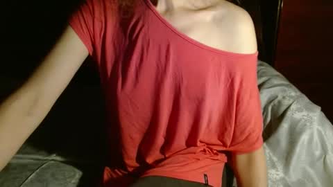 Snapshot of queenoftenderness chatting on 01/14/25, 06:07 queenoftenderness online show from 01/14/25, 06:07