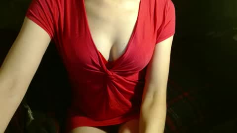 Snapshot of queenoftenderness chatting on 02/18/25, 06:37 queenoftenderness online show from 02/18/25, 06:37