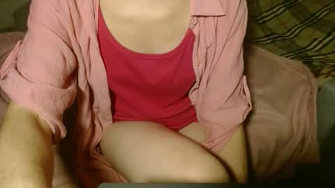 Snapshot of queenoftenderness chatting on 11/22/25, 07:13 queenoftenderness online show from 11/22/25, 07:13