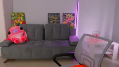 Patricia online show from 10/17/25, 10:07