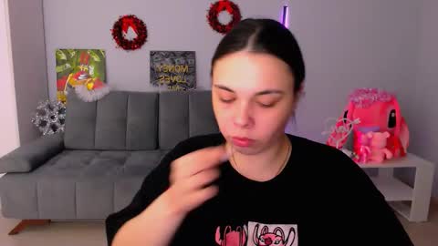 Patricia online show from 12/01/25, 02:00