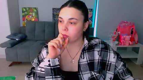 Patricia online show from 02/03/26, 03:06