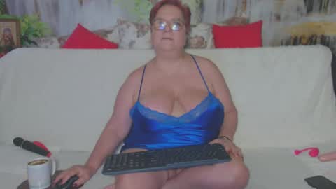 Snapshot of queenpammy chatting on 02/03/25, 06:24 QueenPammy online show from 02/03/25, 06:24