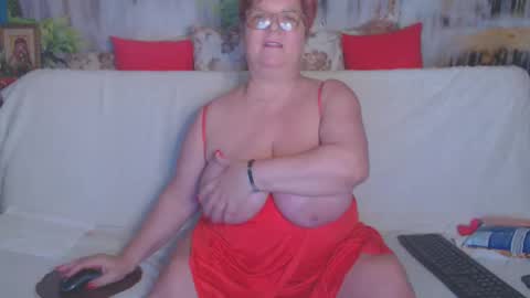 Snapshot of queenpammy chatting on 02/12/25, 03:49 QueenPammy online show from 02/12/25, 03:49
