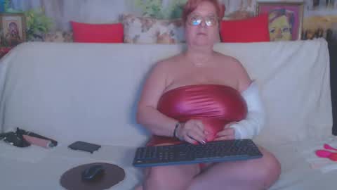Snapshot of queenpammy chatting on 02/23/25, 02:57 QueenPammy online show from 02/23/25, 02:57