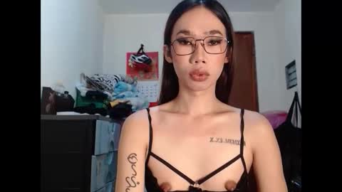 Snapshot of queenpaulaxx chatting on 12/01/25, 02:38 Paula watson online show from 12/01/25, 02:38