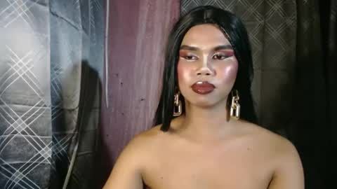 queenpinayebony_xx online show from 05/14/26, 02:02