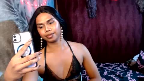 queenpinayebony_xx online show from 06/22/26, 12:57