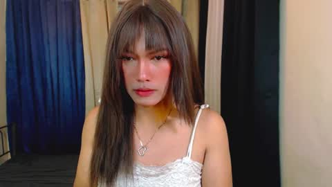 Sabrina online show from 02/14/25, 10:28