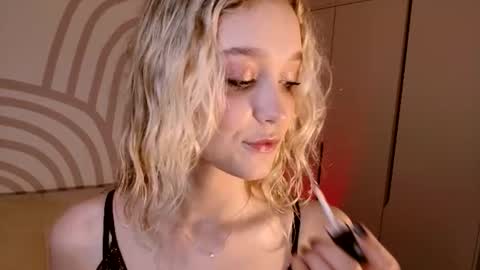 Serena XoXo online show from 07/04/26, 12:11