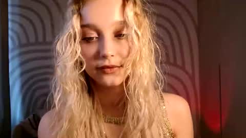 Serena XoXo online show from 07/07/26, 12:09