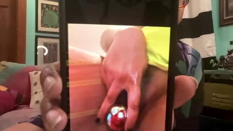 Snapshot of queensquirtntwerk chatting on 02/20/26, 05:26 Queen Hilarity online show from 02/20/26, 05:26