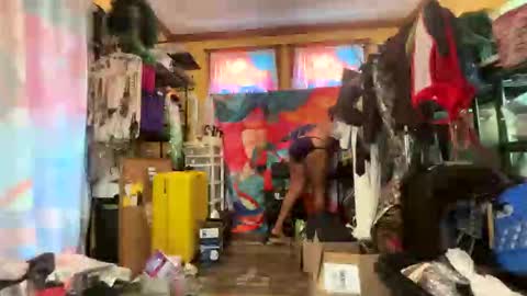 Snapshot of queensquirtntwerk chatting on 03/07/26, 08:28 Queen Hilarity online show from 03/07/26, 08:28