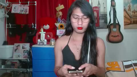 Snapshot of queensteffi chatting on 02/08/26, 12:25 queensteffi online show from 02/08/26, 12:25
