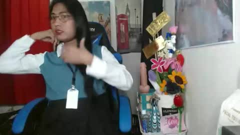 Snapshot of queensteffi chatting on 03/02/26, 11:11 queensteffi online show from 03/02/26, 11:11