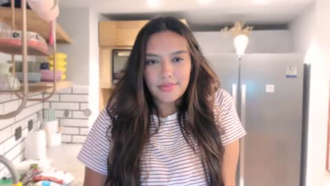 Val  -  online show from 12/04/24, 03:15