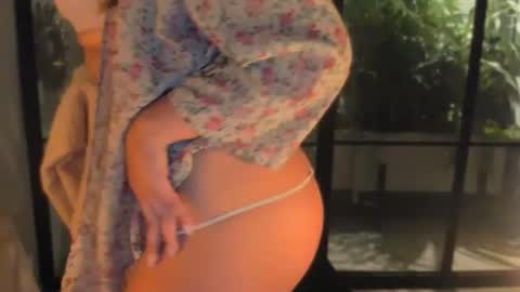 Val  -  online show from 01/17/26, 02:27