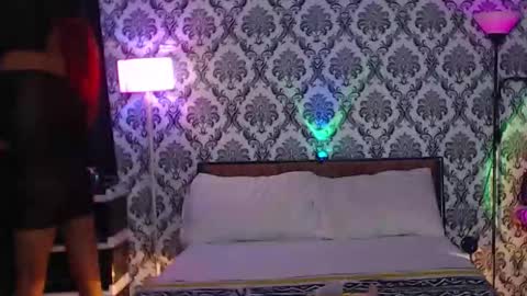 Snapshot of queenvalentinats chatting on 03/22/26, 03:37 ValentinaMoone online show from 03/22/26, 03:37