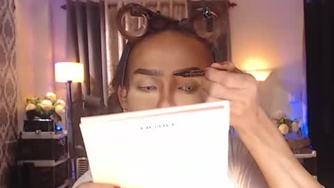 Snapshot of queenvalentinats chatting on 06/15/26, 11:12 ValentinaMoone online show from 06/15/26, 11:12