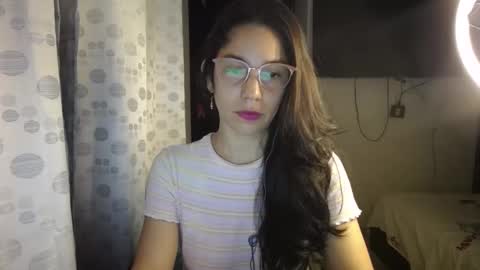 Paola online show from 01/12/25, 04:00