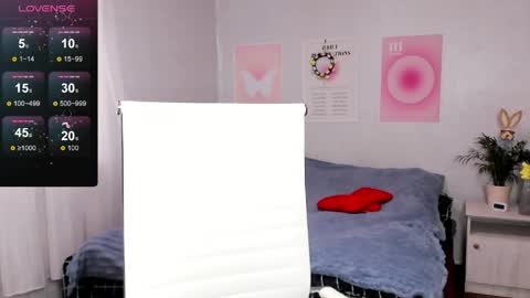 Anna online show from 03/30/26, 06:25