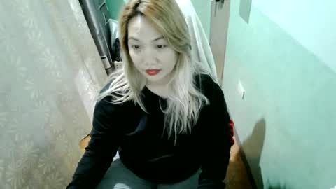 Snapshot of quelly40 chatting on 07/05/26, 06:59 quelly40 online show from 07/05/26, 06:59