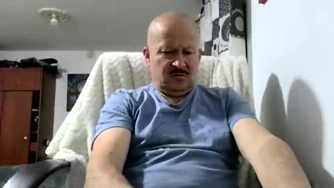 Snapshot of querubinrebelde chatting on 04/28/26, 01:04 Don Ramon online show from 04/28/26, 01:04