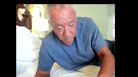 Snapshot of quest_one chatting on 09/16/25, 03:57 Jim online show from 09/16/25, 03:57