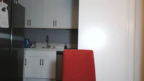 Snapshot of quest_one chatting on 10/03/25, 02:41 Jim online show from 10/03/25, 02:41