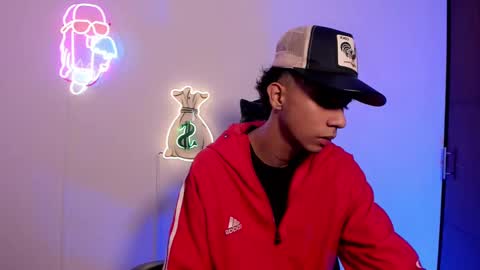 Snapshot of quetzal_coatl_ chatting on 11/11/25, 08:09 quetzal_coatl_ online show from 11/11/25, 08:09