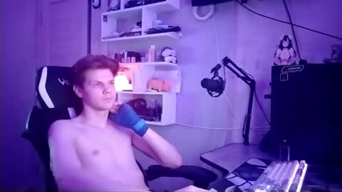 quiet_sh online show from 02/11/26, 04:23