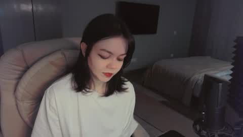 Snapshot of quietluxury chatting on 04/09/26, 11:37 quietluxury online show from 04/09/26, 11:37