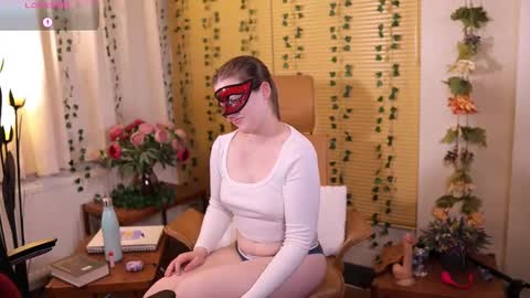 Snapshot of quinnrmonroe chatting on 02/04/26, 04:24 QuinnMonroe online show from 02/04/26, 04:24
