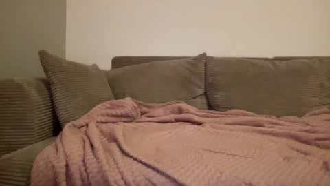 Quinnyelena online show from 09/30/25, 07:08