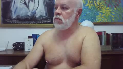 Snapshot of quiquewolf1959 chatting on 05/03/26, 06:52 quiquewolf1959 online show from 05/03/26, 06:52
