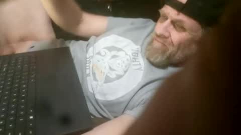 quitecool71 online show from 03/06/25, 09:25