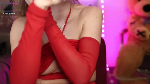 Snapshot of qwennx chatting on 03/23/26, 05:22 Nova Hollis online show from 03/23/26, 05:22