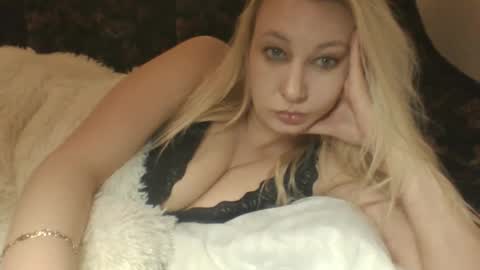 qwertyui online show from 01/11/26, 03:28