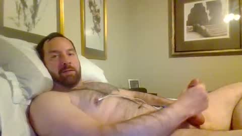 Snapshot of qwertyuiop1357900 chatting on 01/11/26, 12:04 qwertyuiop1357900 online show from 01/11/26, 12:04