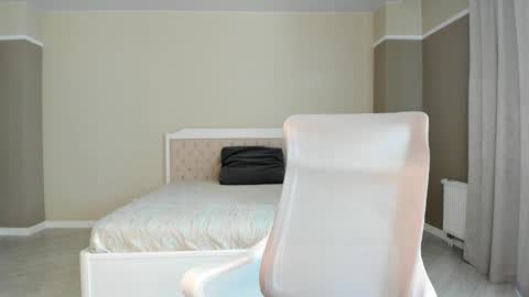 Leya online show from 09/10/25, 08:36