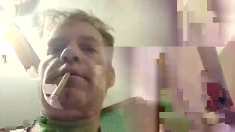 Snapshot of r04233054 chatting on 12/03/25, 07:38 r04233054 online show from 12/03/25, 07:38