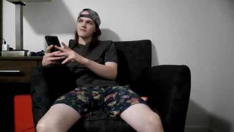 r_monkey583 online show from 10/26/25, 02:17