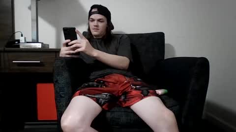 r_monkey583 online show from 11/14/25, 04:00