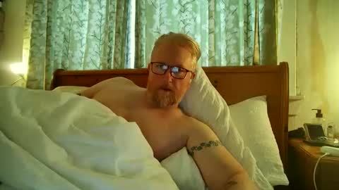 Snapshot of r_o_h_a_n_r_o_o_m chatting on 03/10/26, 03:39 r_o_h_a_n_r_o_o_m online show from 03/10/26, 03:39