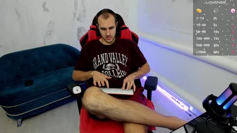 Snapshot of raamos chatting on 12/09/24, 12:40 Nikita online show from 12/09/24, 12:40