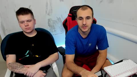 Snapshot of raamos chatting on 12/10/24, 10:38 Nikita online show from 12/10/24, 10:38