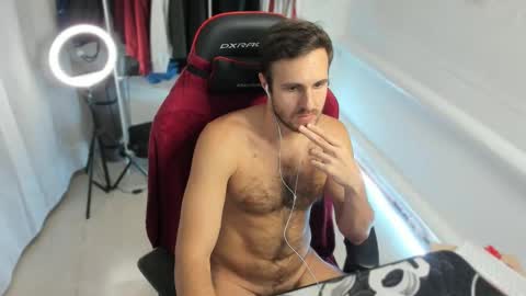 Snapshot of raamos chatting on 10/09/25, 08:07 Nikita online show from 10/09/25, 08:07