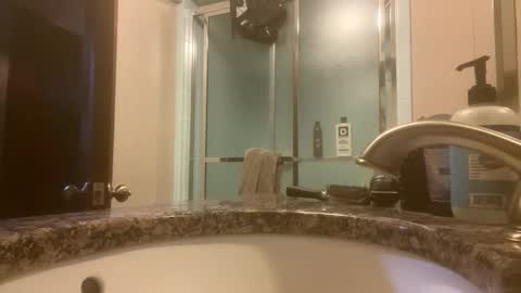 Snapshot of rabbi_poolnoodle chatting on 09/22/25, 09:39 rabbi_poolnoodle online show from 09/22/25, 09:39